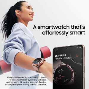 ساعت سامسونگ مدل Galaxy Watch Active2 40mm فقط 90 گرم وزن دارد که باعث می شود در طول روز و هنگام به دست داشتن ساعت راحت باشید و به مچ شما فشاری وارد نکند. بدنه ی این ساعت نیز از فلز می باشد که زیبایی خاصی را به ساعت بخشیده است.